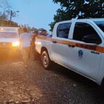 cuerpo y carro quemado