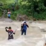 Atraviesan ríos peligrosos en la comarca