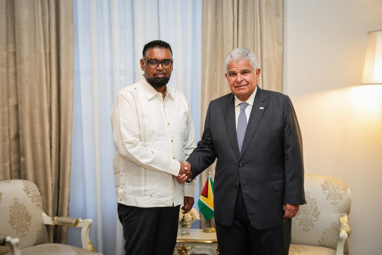 Presidente Mulino recibe a su homólogo de Guyana: acuerdan explorar inversiones y cooperación