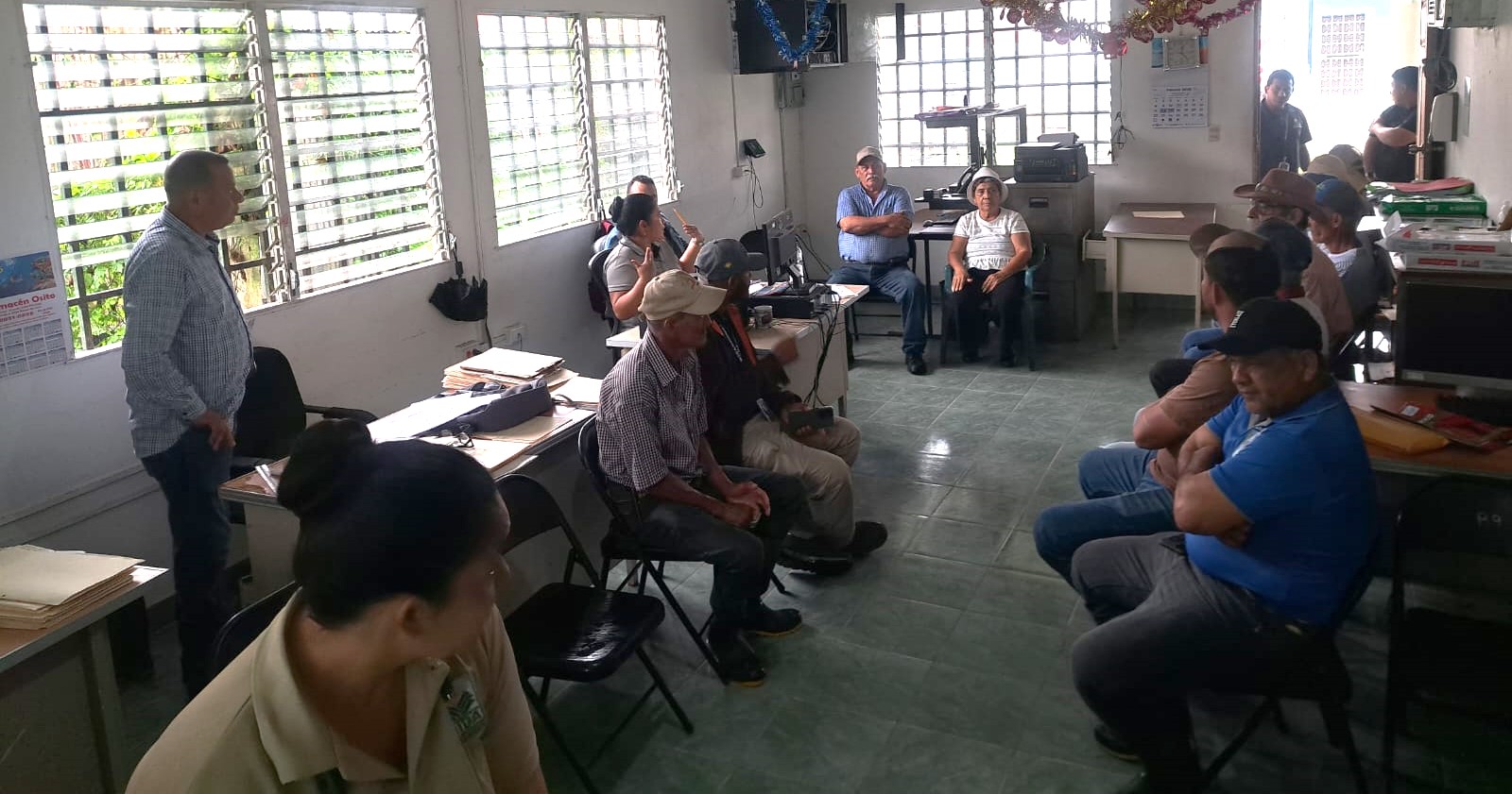 Coordinan acciones de vigilancia epidemiológica con productores en Bocas del Toro