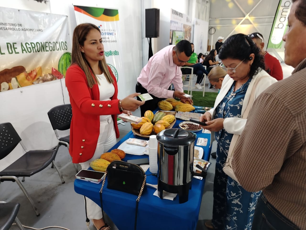 MIDA de Bocas del Toro impulsa el Plan Nacional de Cacao en la Coffee Lovers Expo Chiriquí 2026