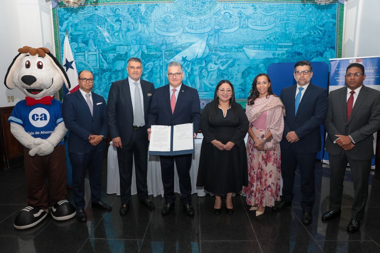 Gobierno establece plan de crédito bancario para servidores públicos, junto con una campaña de educación financiera