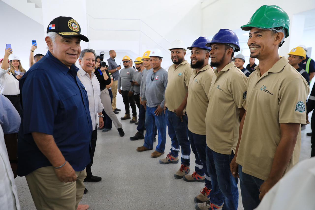 Presidente Mulino supervisa avances del nuevo Hospital Aquilino Tejeira, obra clave para fortalecer la salud pública en provincias centrales