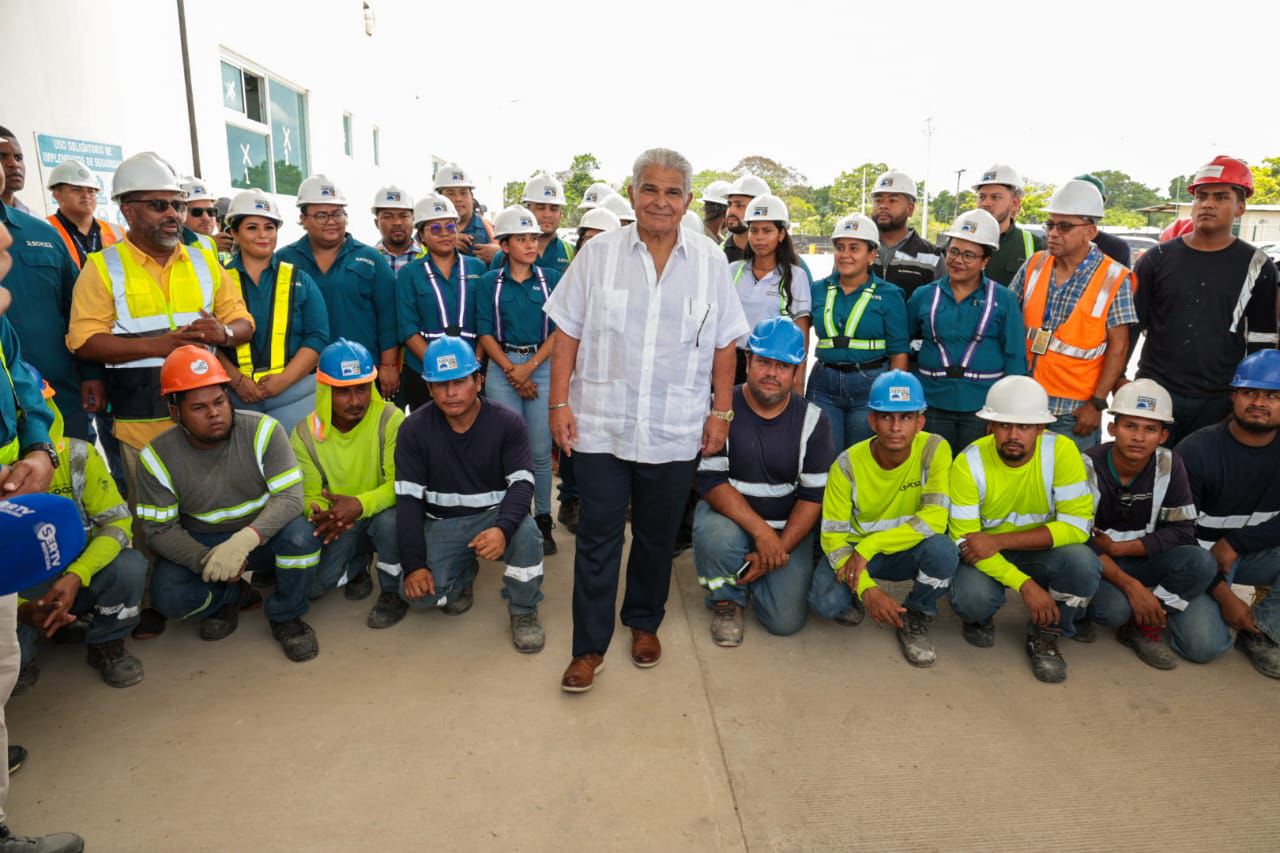 Presidente Mulino recorre construcción del nuevo Hospital de Metetí, que estará listo a inicios del 2027