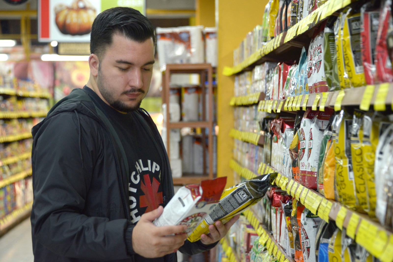Minsa orienta a la población sobre cómo interpretar el etiquetado nutricional para una alimentación más saludable