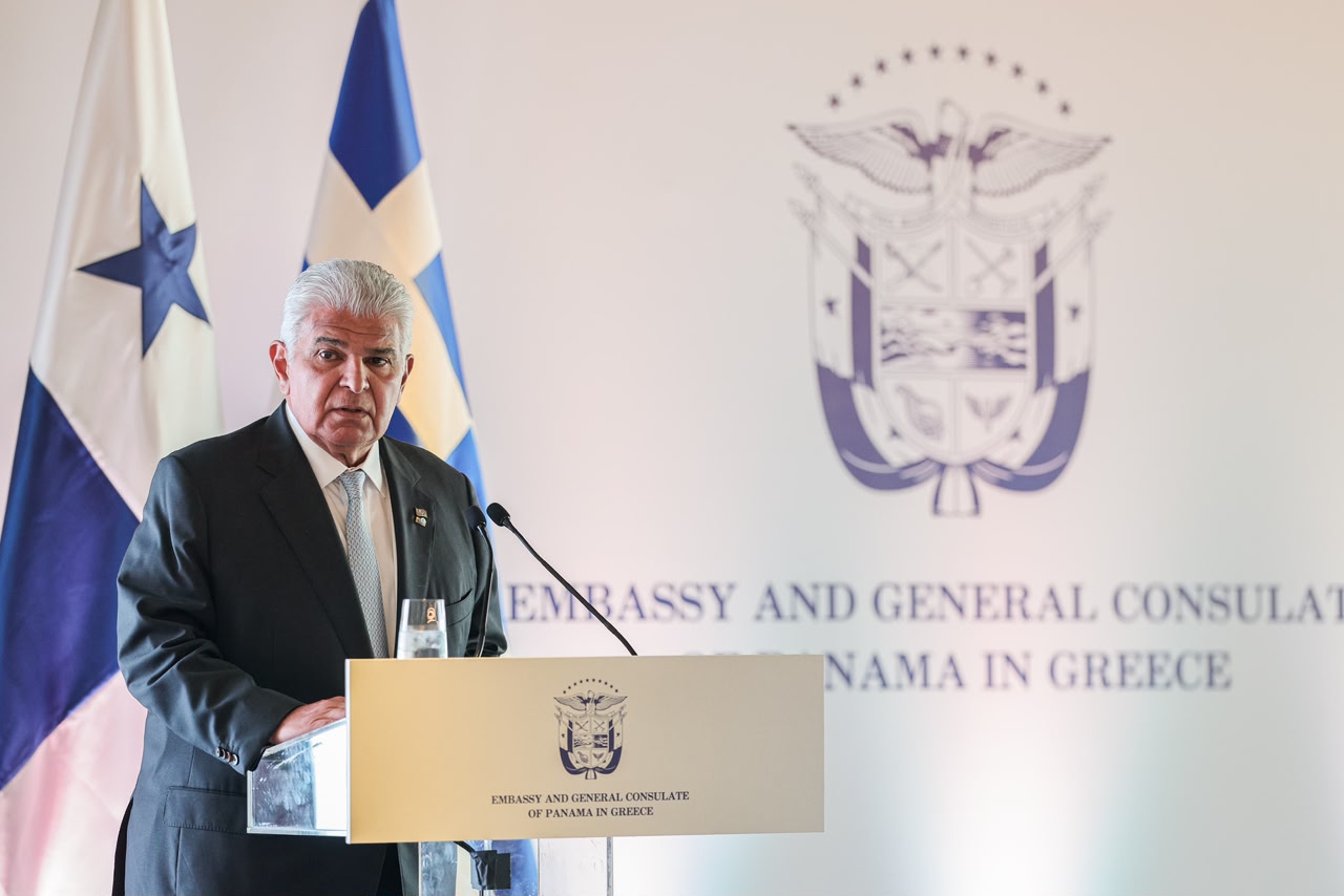 Presidente Mulino se reúne con armadores griegos para impulsar las ventajas que ofrece el Registro de Naves de Panamá