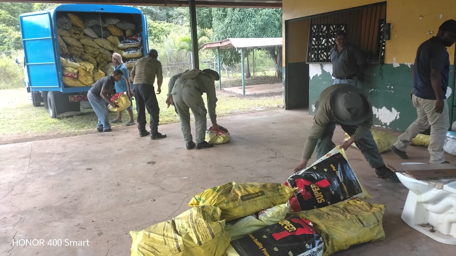 Retienen camión con presunto contrabando de carbón en Altos de Campana
