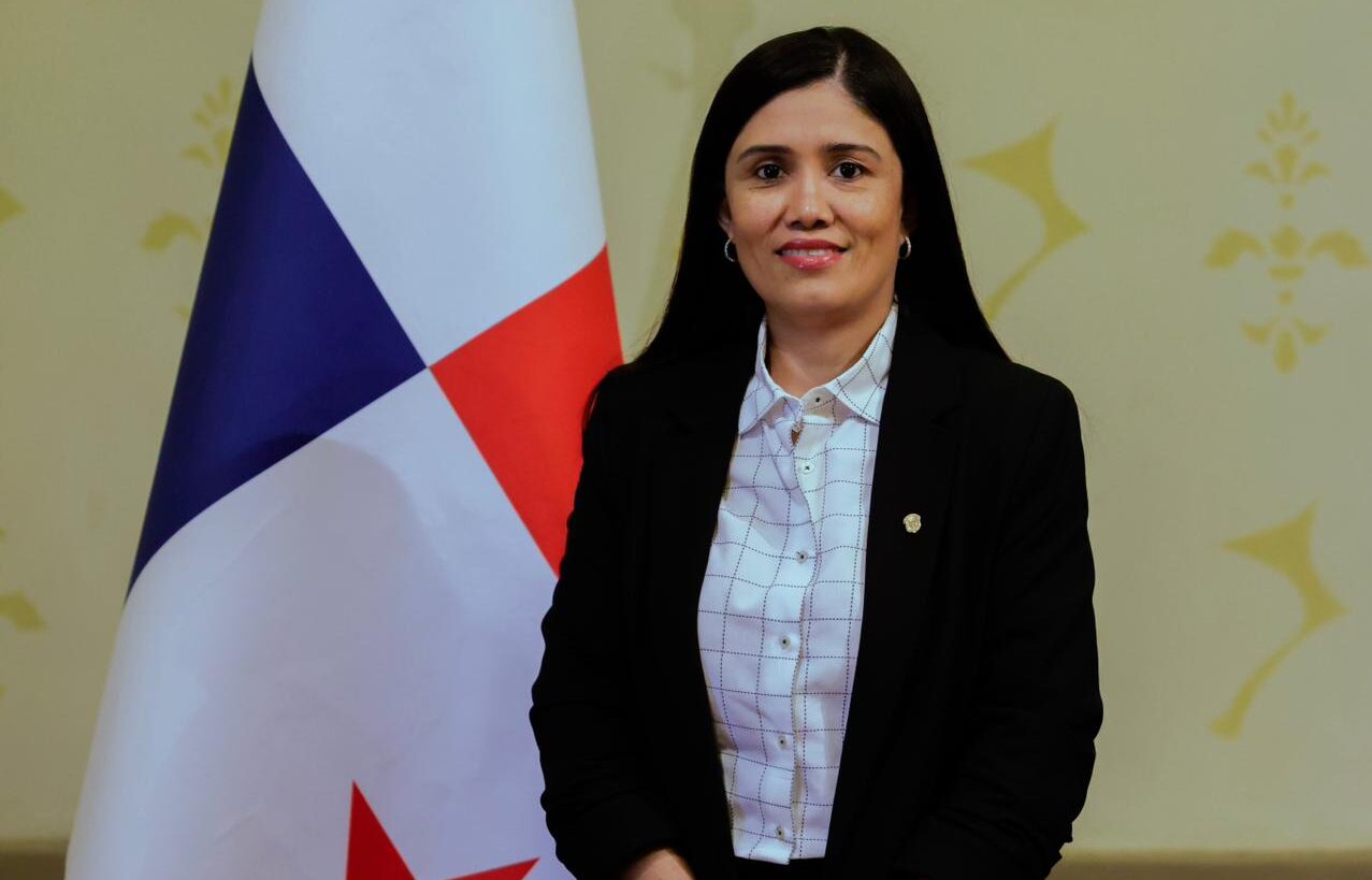 Azihra Valdés es designada nueva secretaria ejecutiva de Conades
