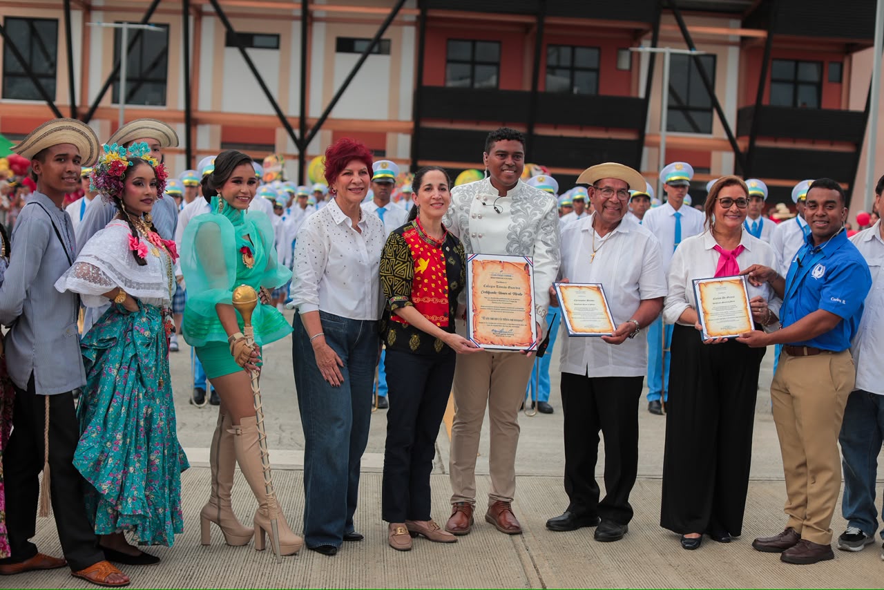 Resuenan las tamboreras panameñas en La Chorrera: Histórico encuentro de bandas reúne a la juventud