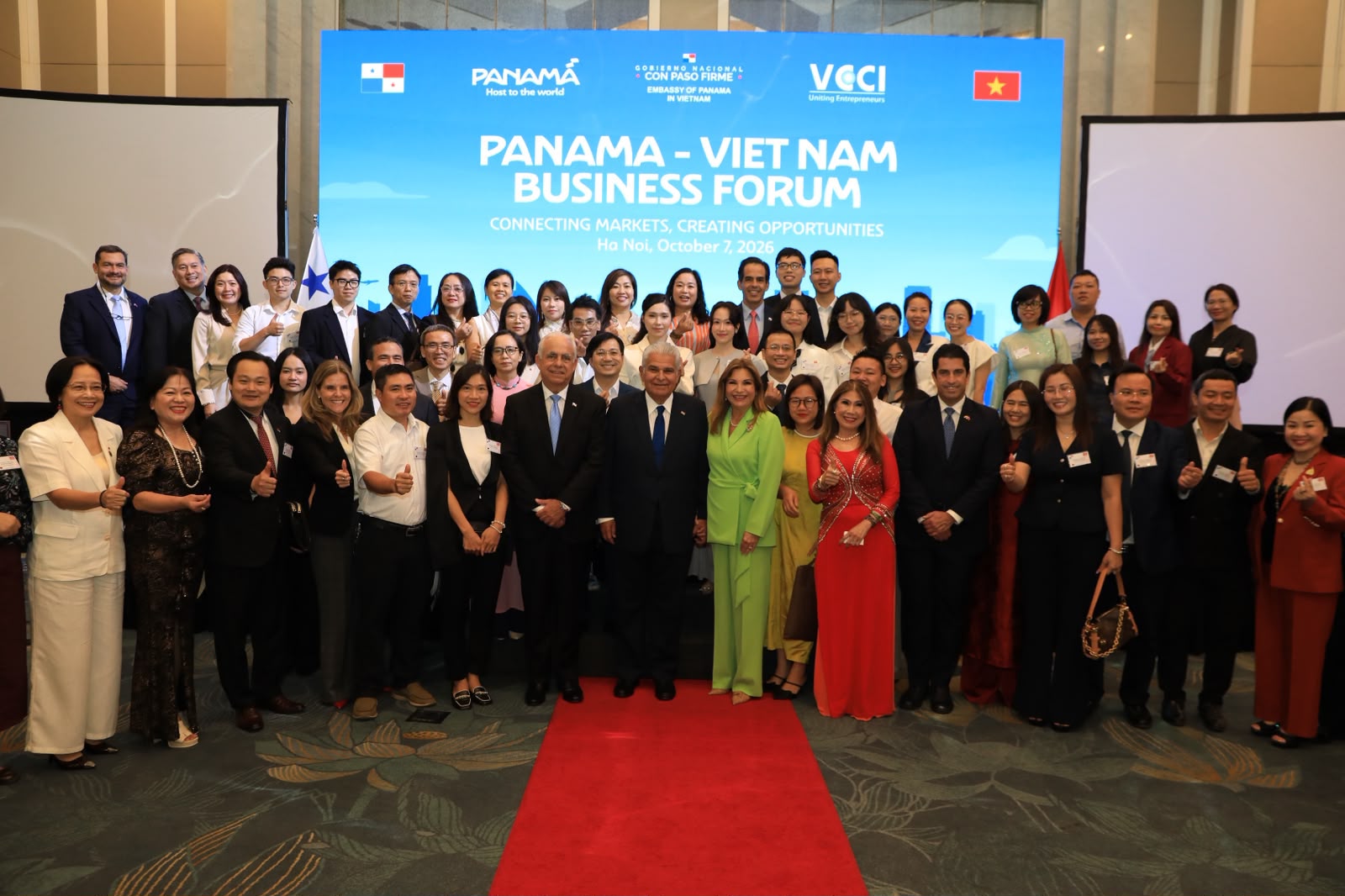 Foro empresarial de Panamá atrae a las 95 principales empresas de Vietnam: el presidente Mulino abre las puertas a fuertes inversiones