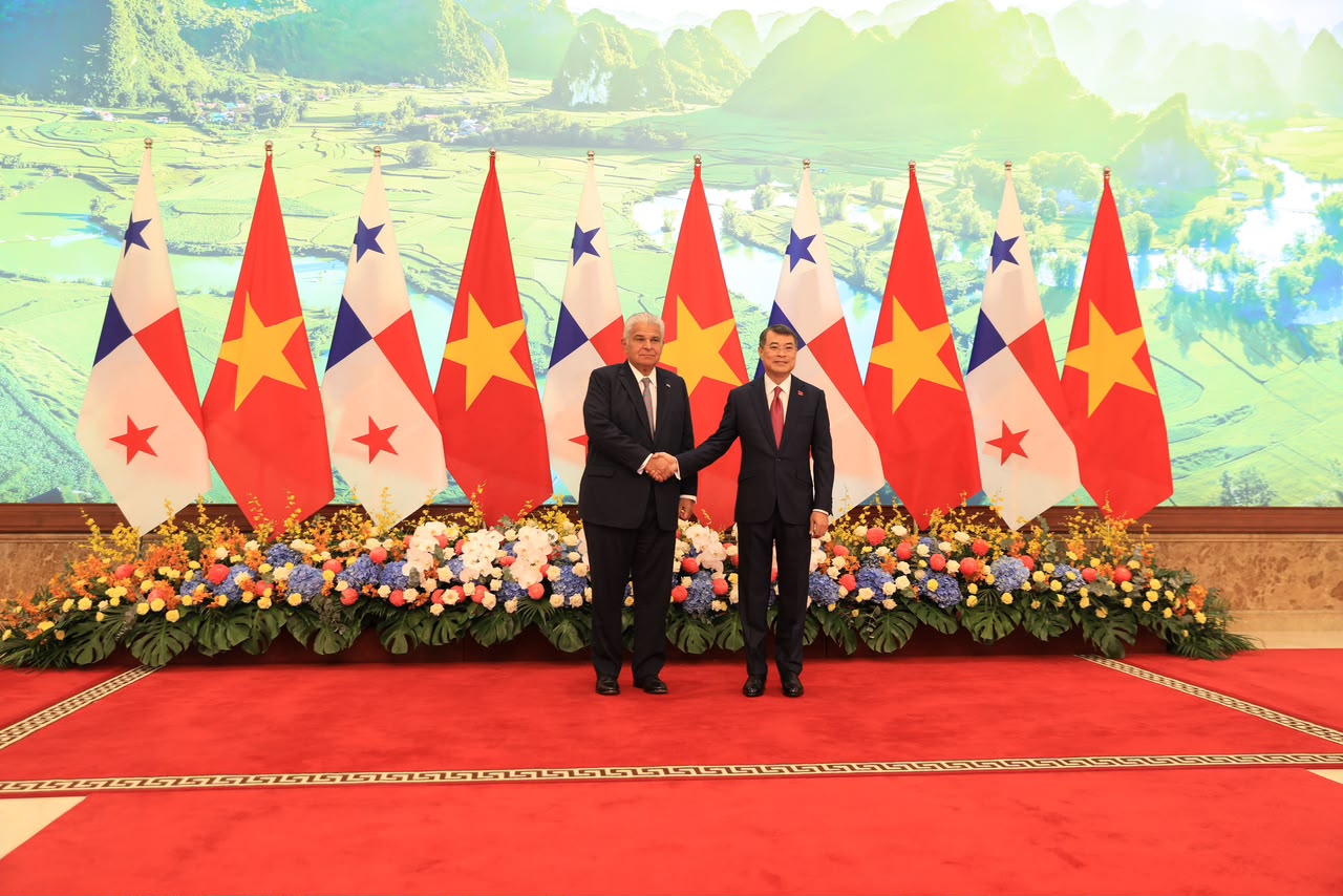 Exitosa gira del presidente Mulino a Vietnam y Singapur posiciona a Panamá como el centro de grandes inversiones e importantes programas de cooperación